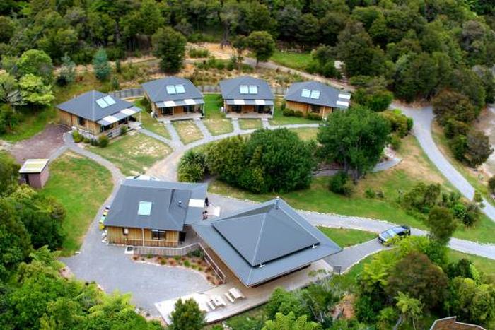 Accommodation at Mistletoe Bay Eco Village